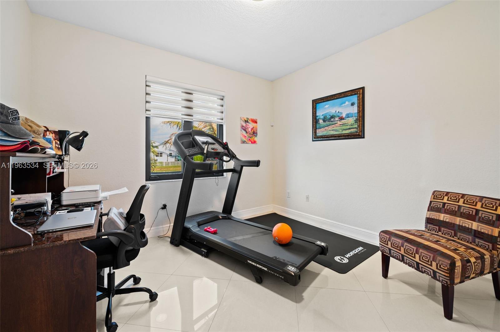 SUNSET LAKES PLAT THREE - Residential