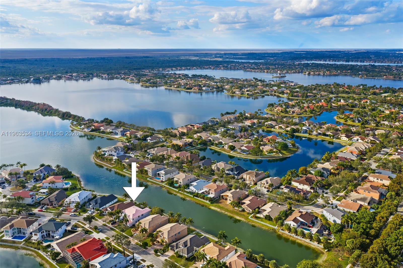 SUNSET LAKES PLAT THREE - Residential