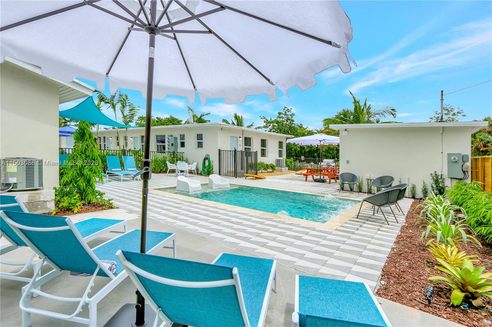 HIGHLAND PARK DELRAY - Residential Lease
