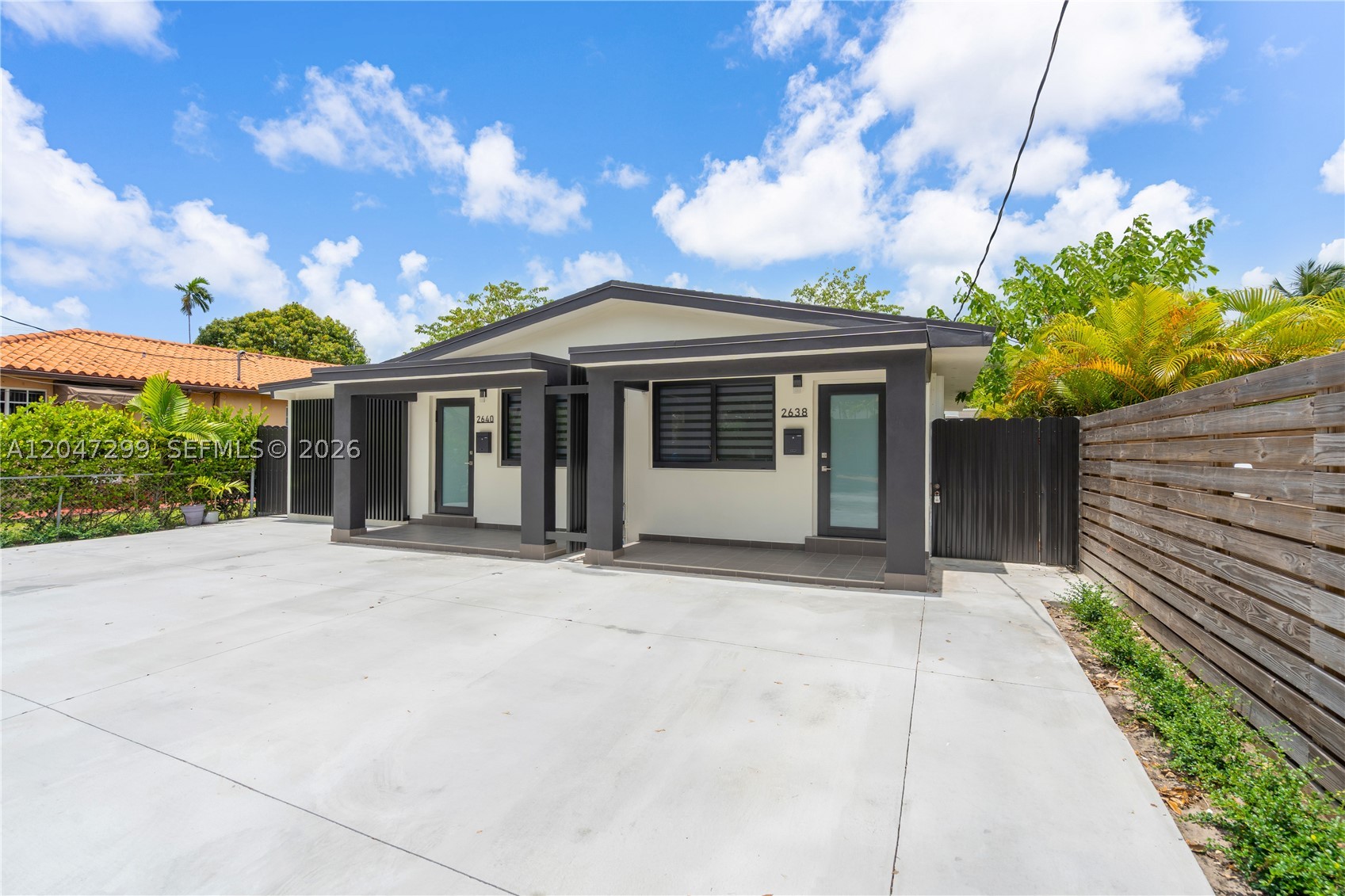 SOUTH BAY ESTATES - Residential Lease