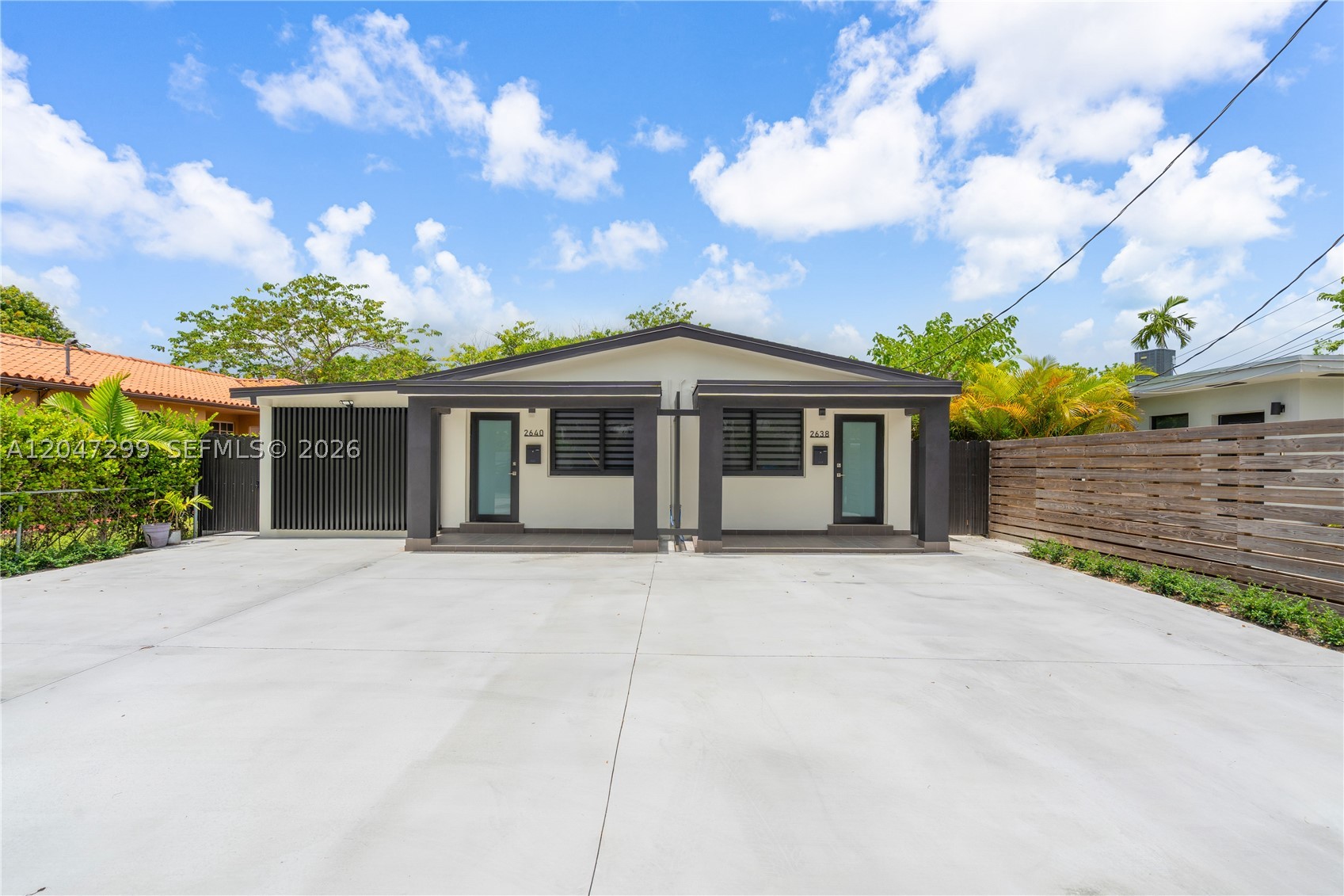 SOUTH BAY ESTATES - Residential Lease