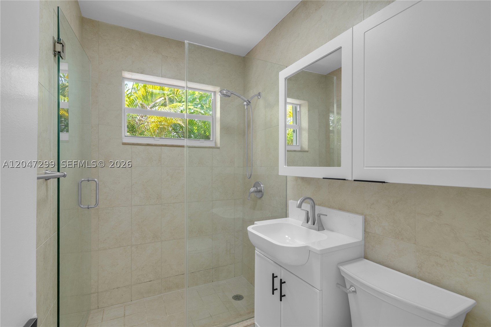 SOUTH BAY ESTATES - Residential Lease