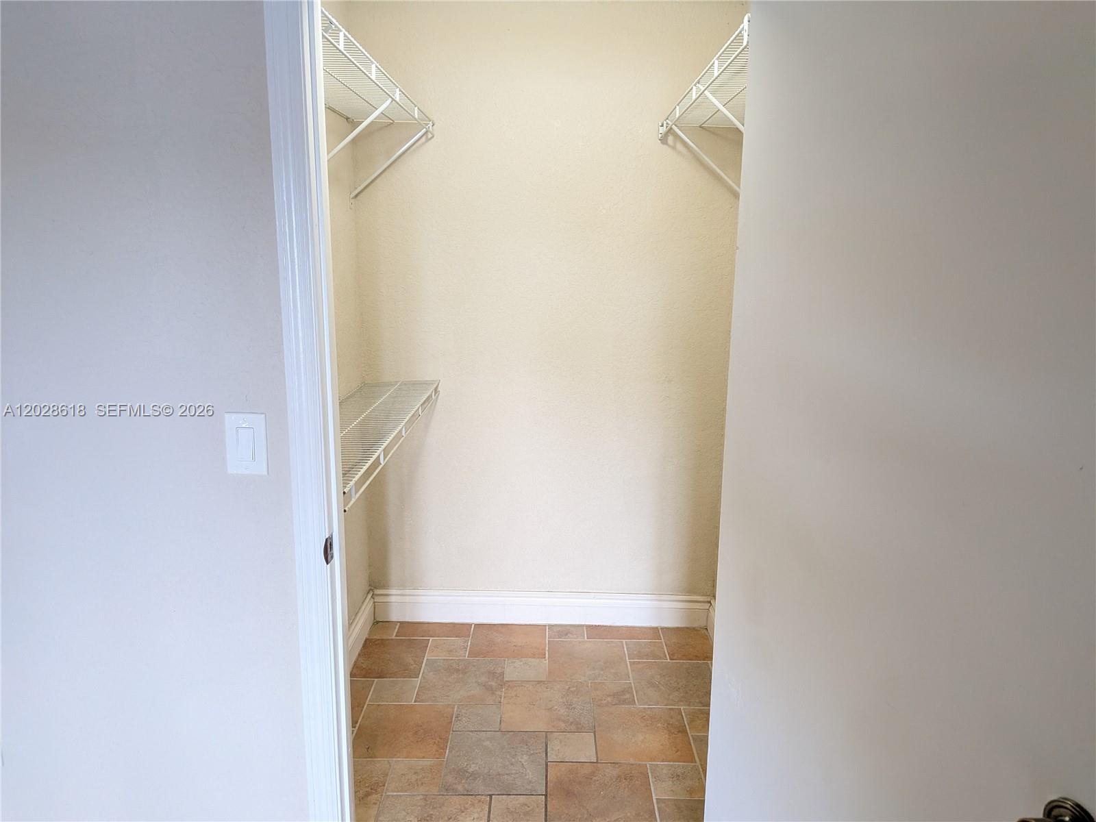 ISLES AT LAGO MAR CONDO - Residential Lease