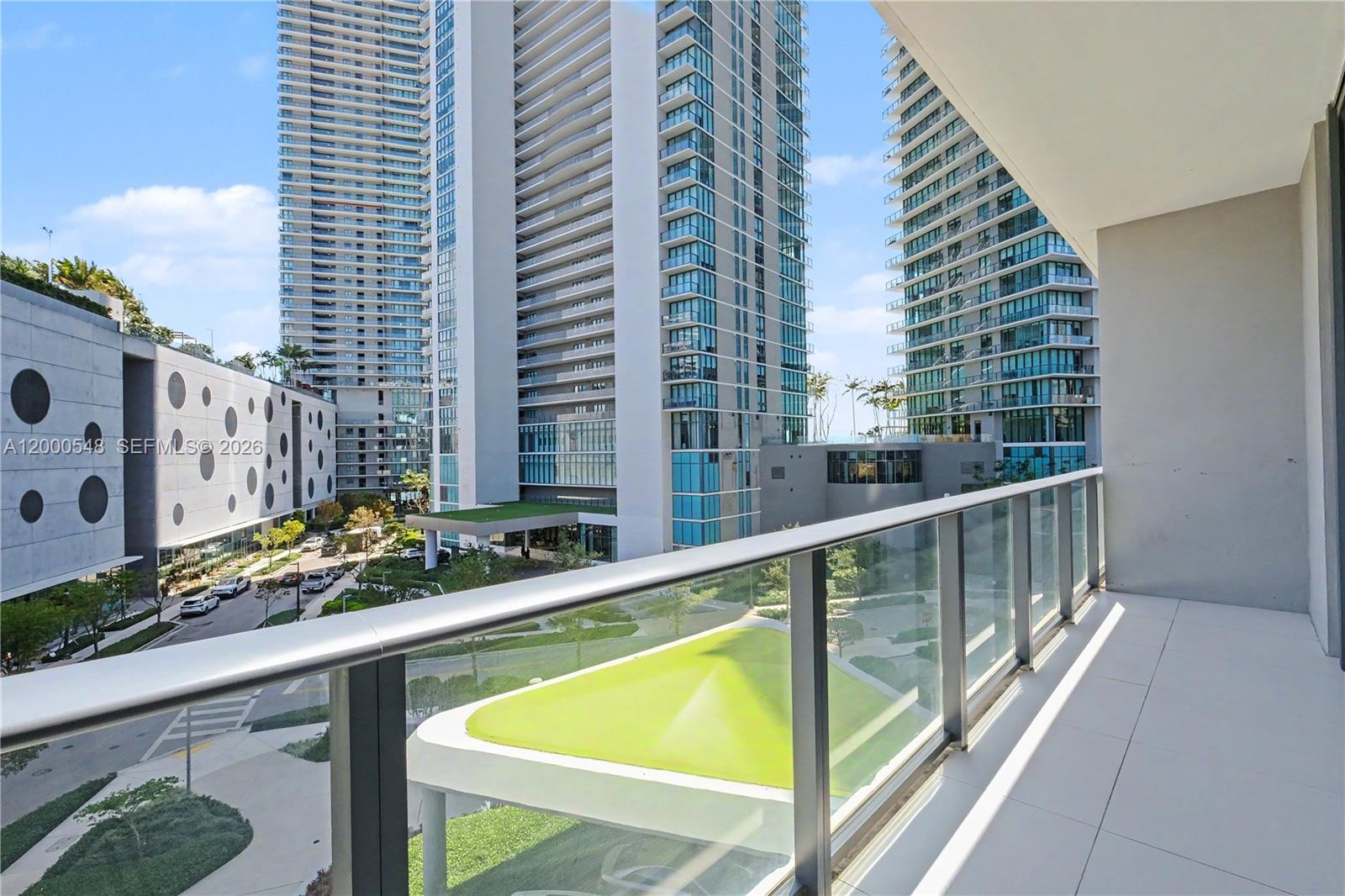 PARAISO BAYVIEWS CONDO - Residential
