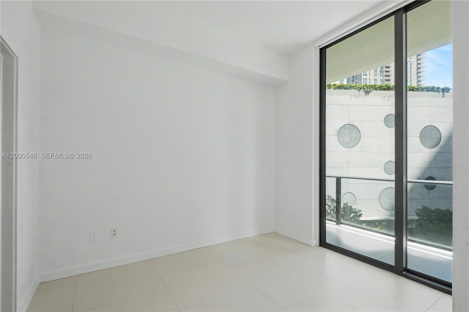 PARAISO BAYVIEWS CONDO - Residential