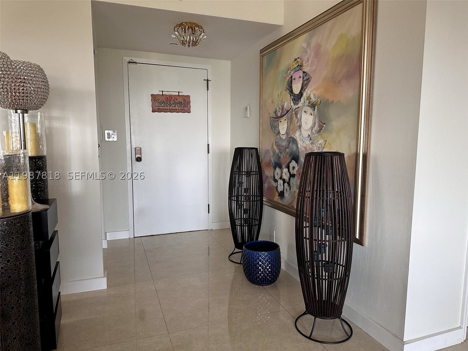 TOWERS OF QUAYSIDE CONDO - Residential