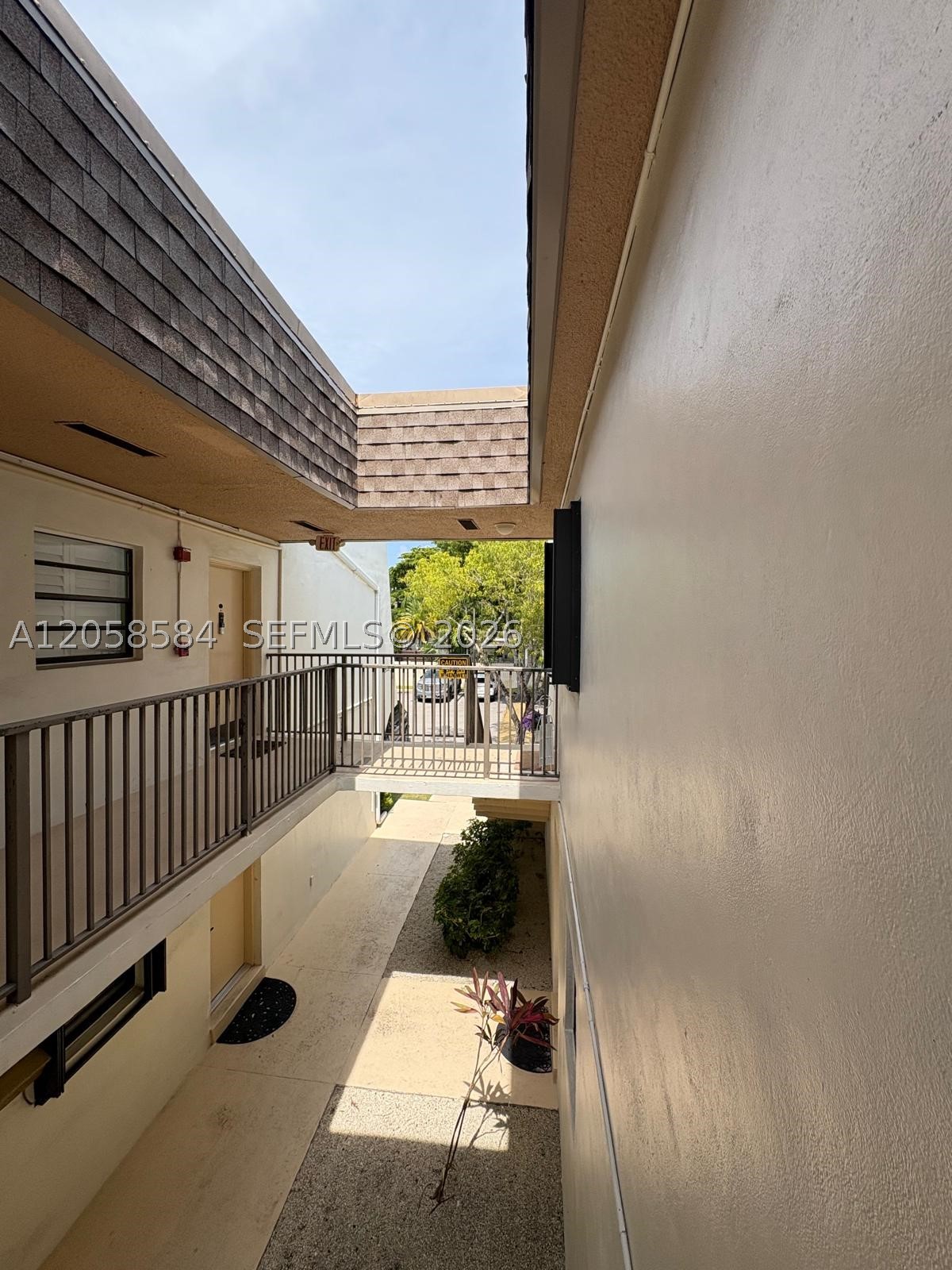 SUNRISE POINT CONDO BLDG - Residential