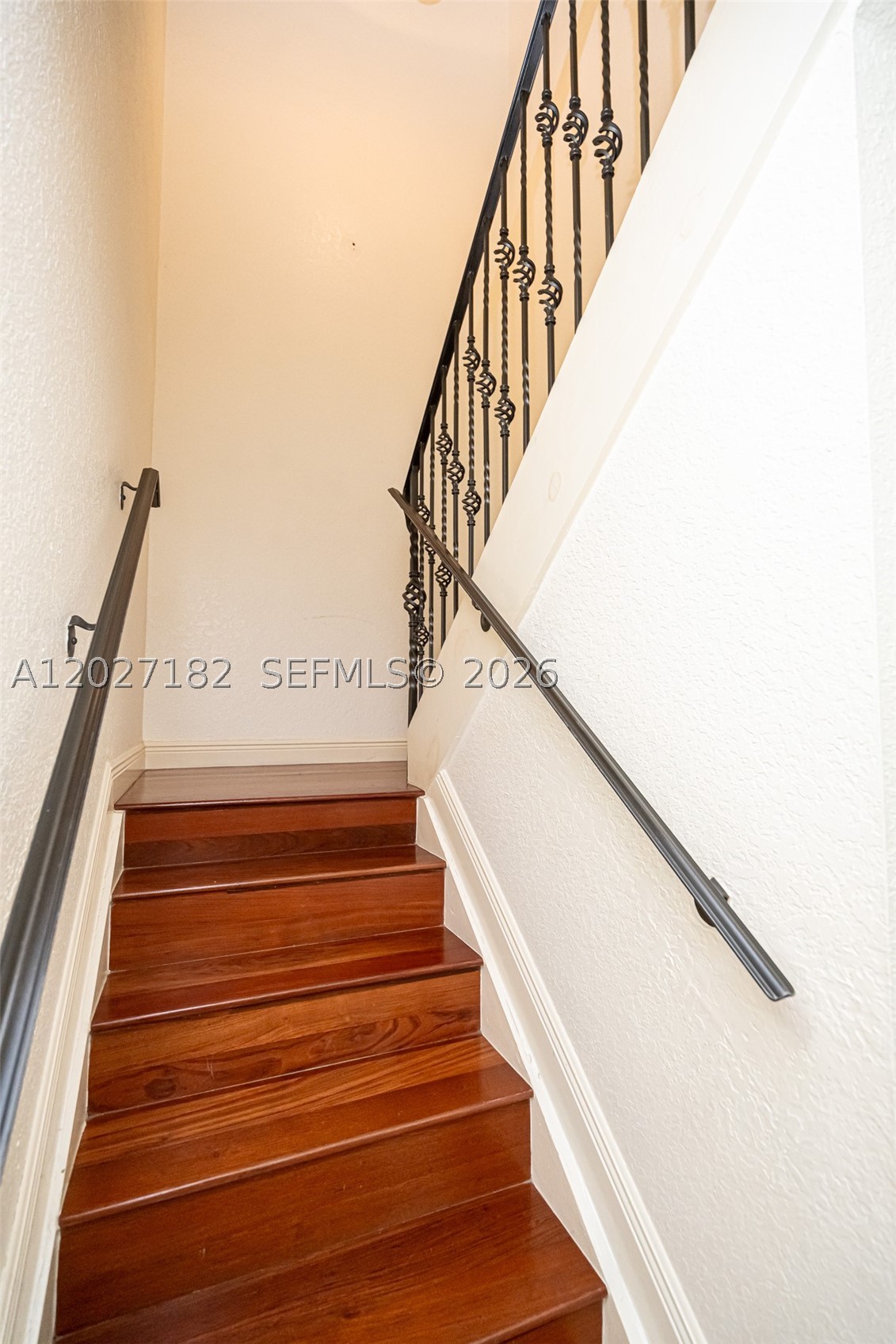 ANCHORAGE AT MIAMI LAKES - Residential