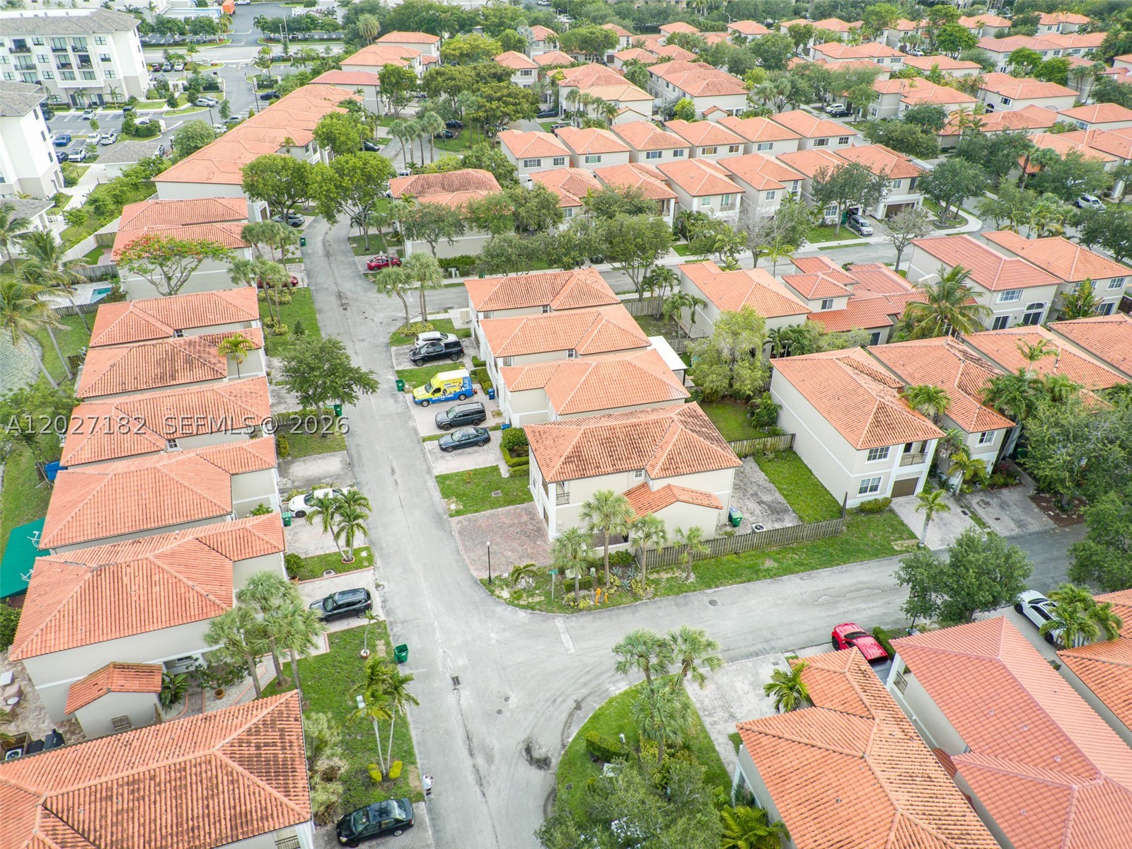 ANCHORAGE AT MIAMI LAKES - Residential
