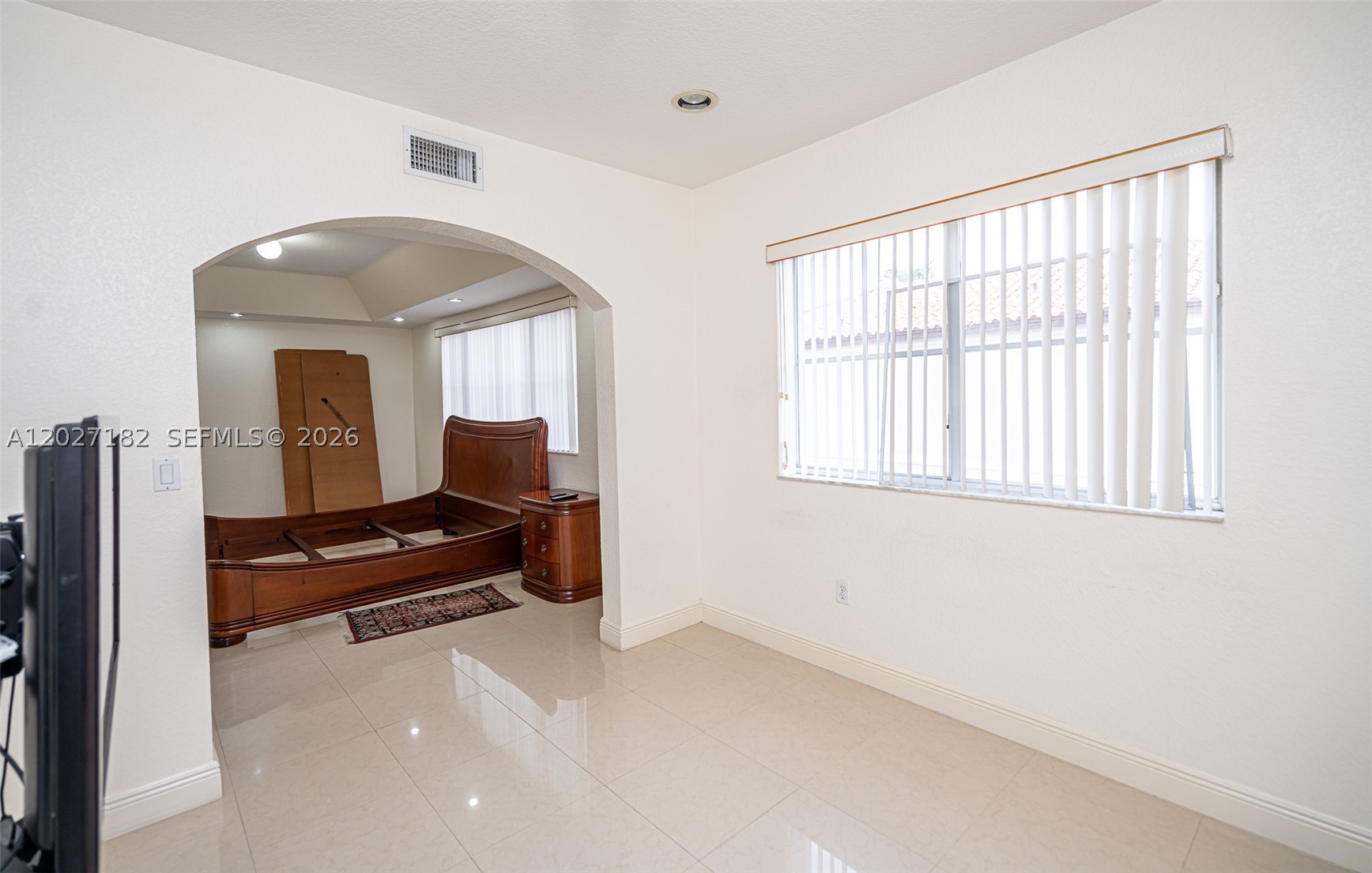 ANCHORAGE AT MIAMI LAKES - Residential