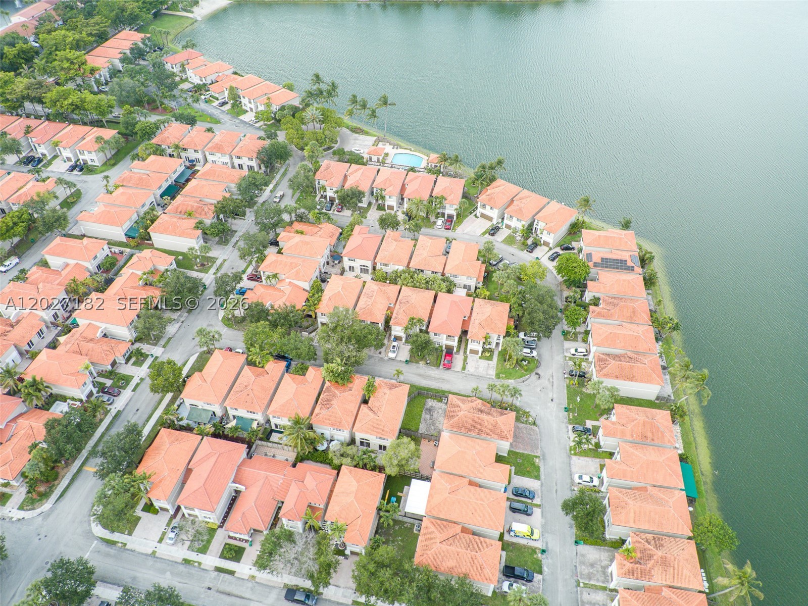 ANCHORAGE AT MIAMI LAKES - Residential