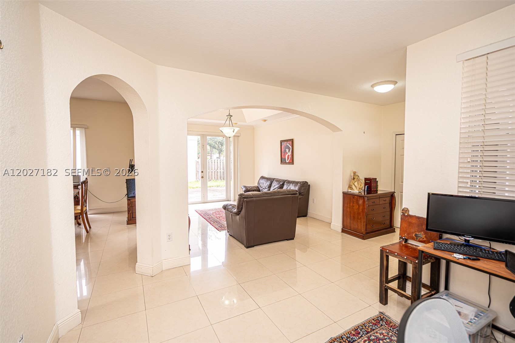ANCHORAGE AT MIAMI LAKES - Residential