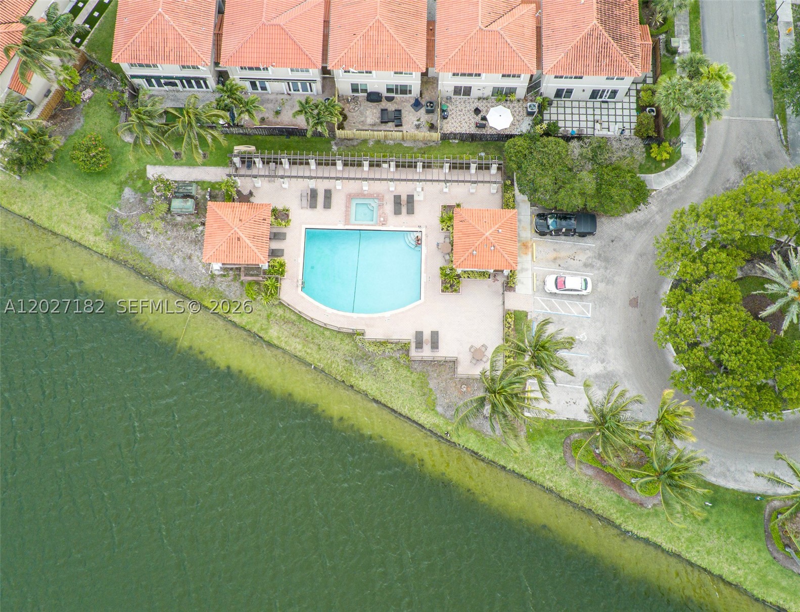 ANCHORAGE AT MIAMI LAKES - Residential