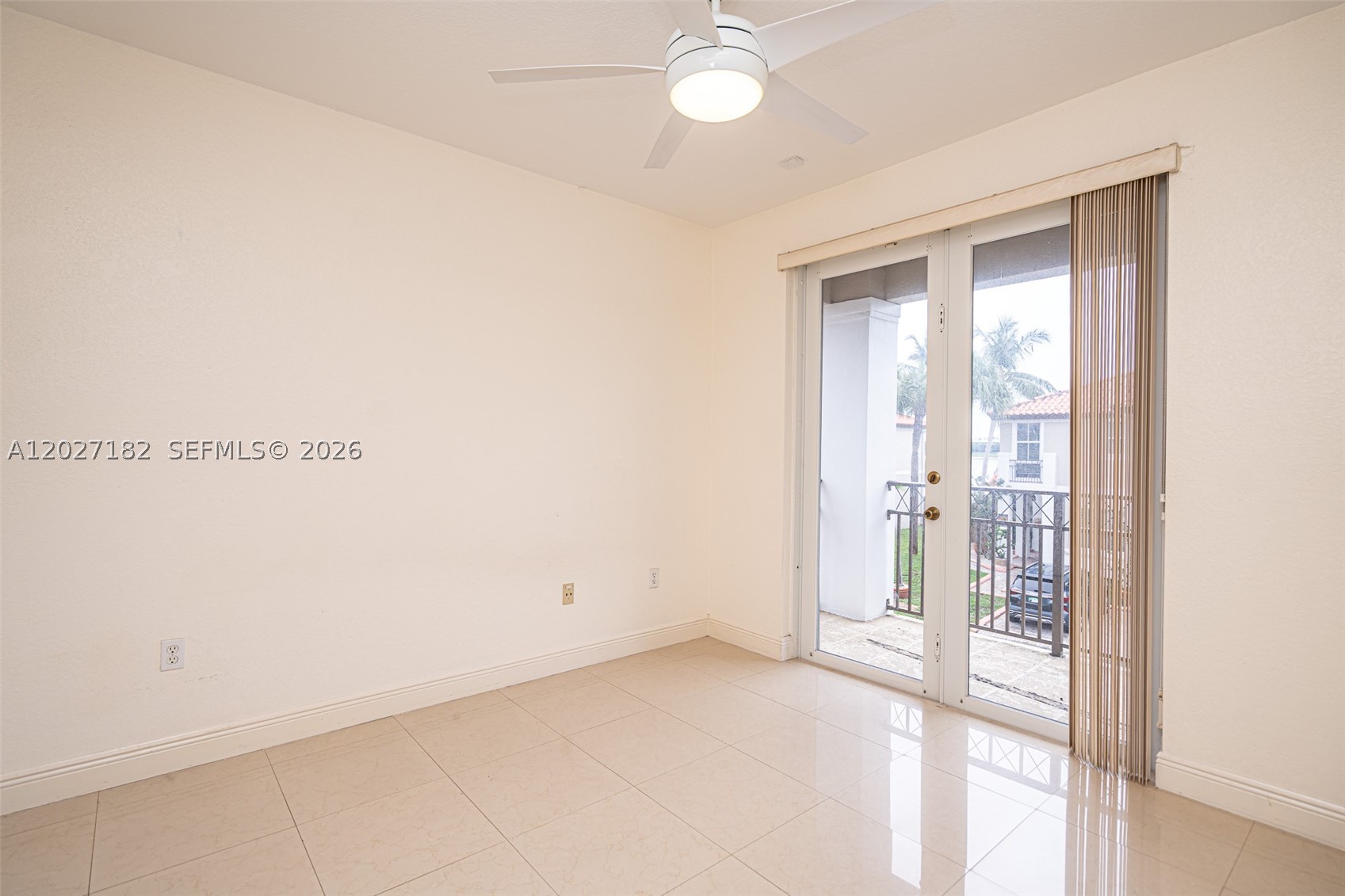 ANCHORAGE AT MIAMI LAKES - Residential