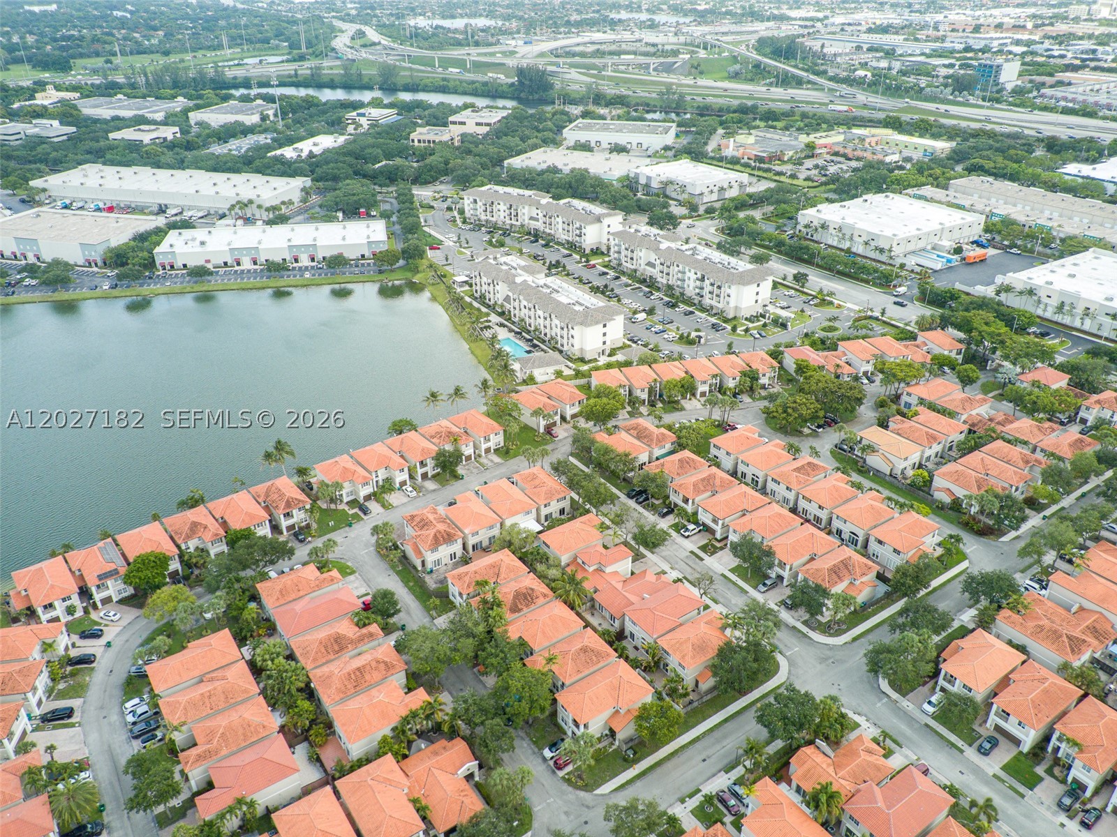 ANCHORAGE AT MIAMI LAKES - Residential