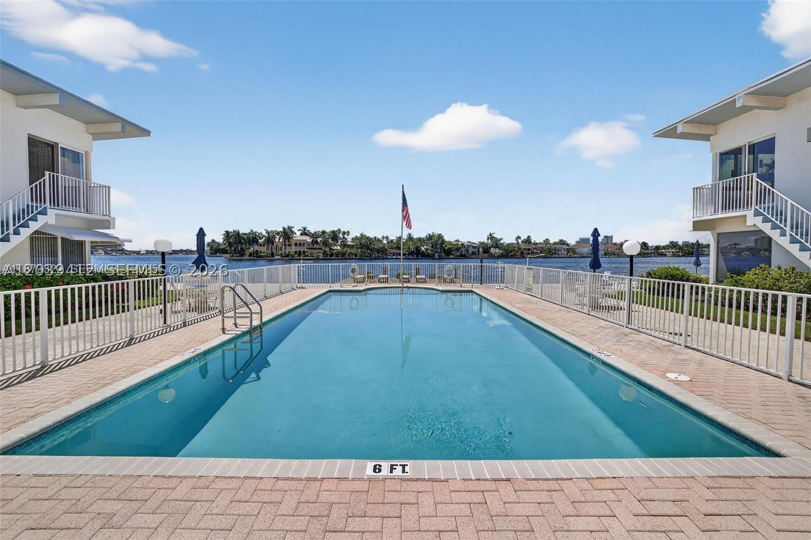 FT LAUD SURF CLUB CO-OP - Residential