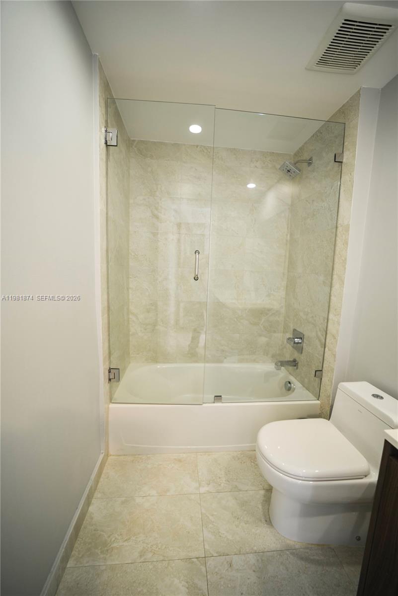 ARIA ON THE BAY CONDO - Residential