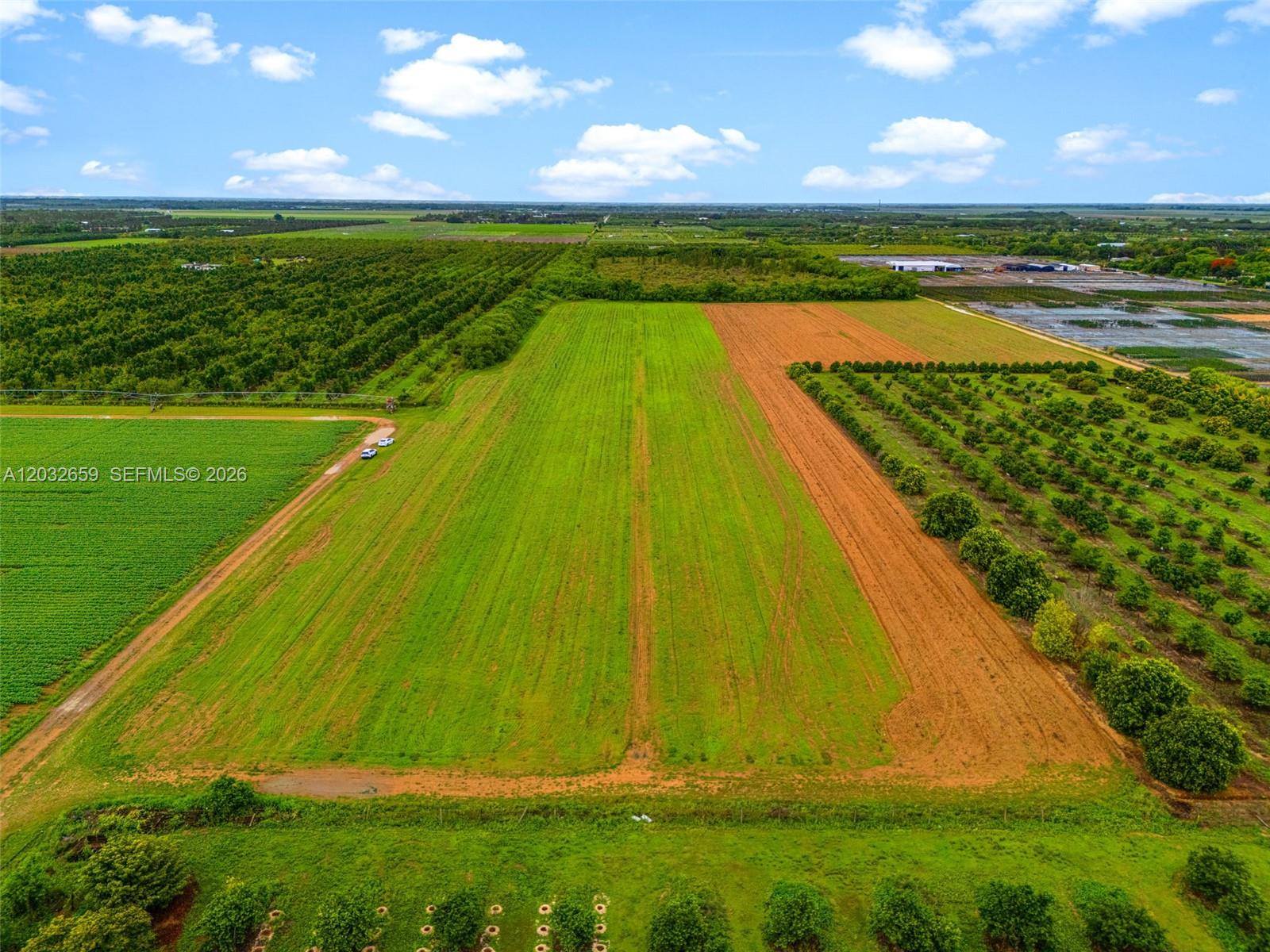 ORANGEDALE PARK - Land