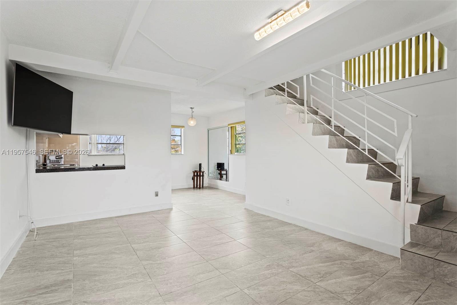 This lovely remodeled 1 bed 1 bath plus den garden villa in Little Havana offers peace and tranquility. New A/C is less than 6 months old. New tankless water heater. New updated bathroom. All new appliances. Large flat screen T/V is included. Large closets. Close to Brickell City Centre, The Roads, and Shenandoah.