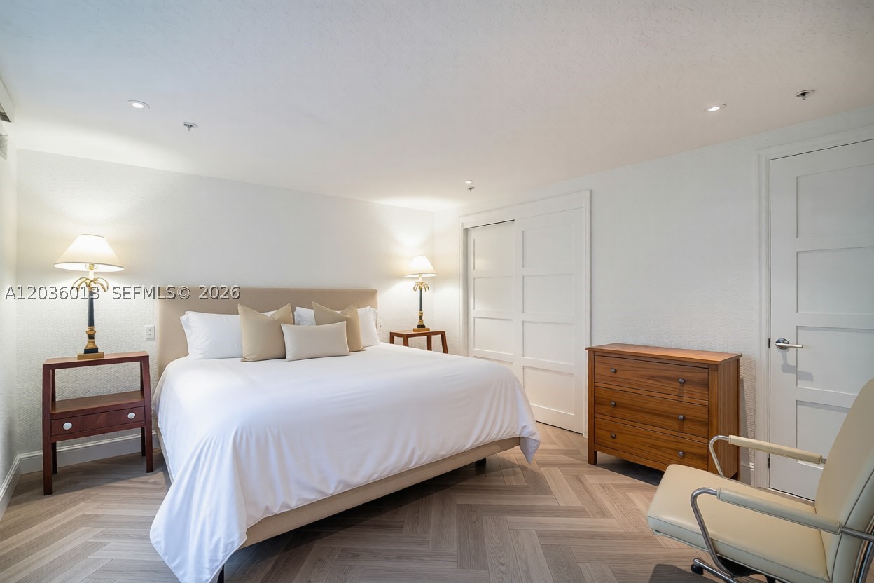 CRYSTAL TOWER INC CONDO - Residential Lease