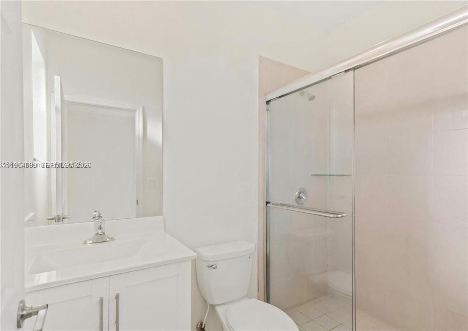 AQUABELLA NORTH REPLAT - Residential Lease