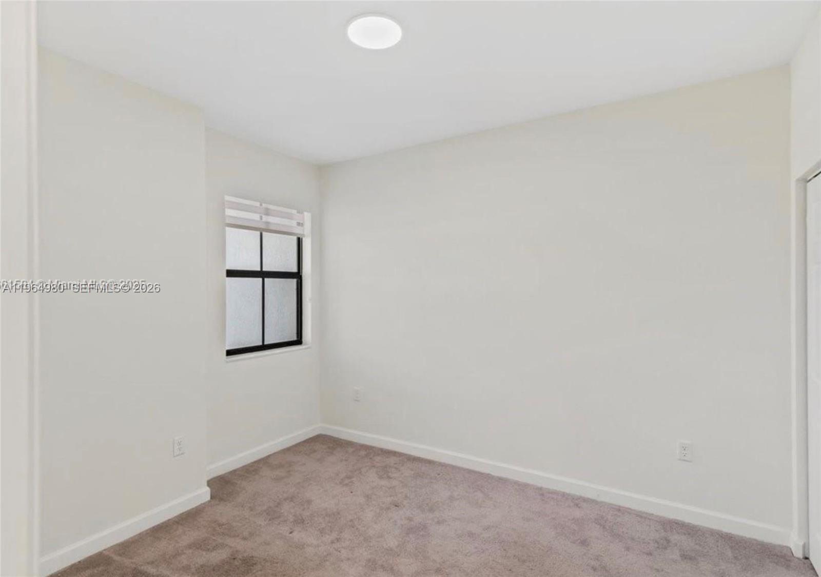 AQUABELLA NORTH REPLAT - Residential Lease