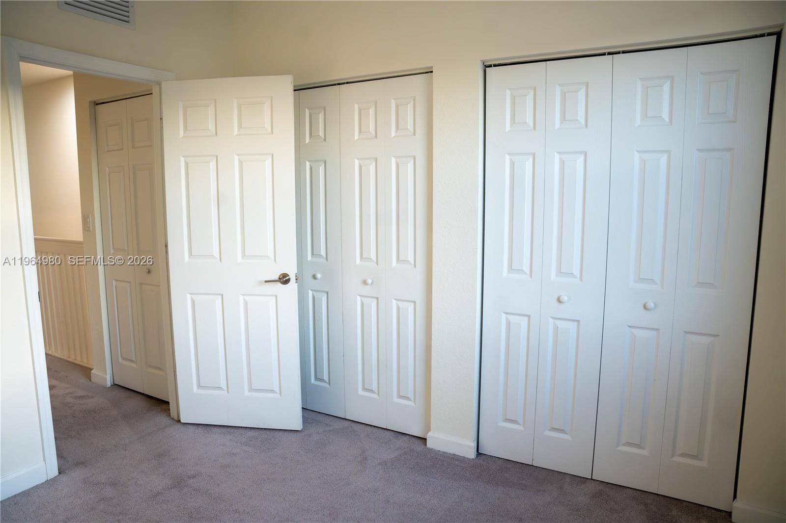 AQUABELLA NORTH REPLAT - Residential Lease