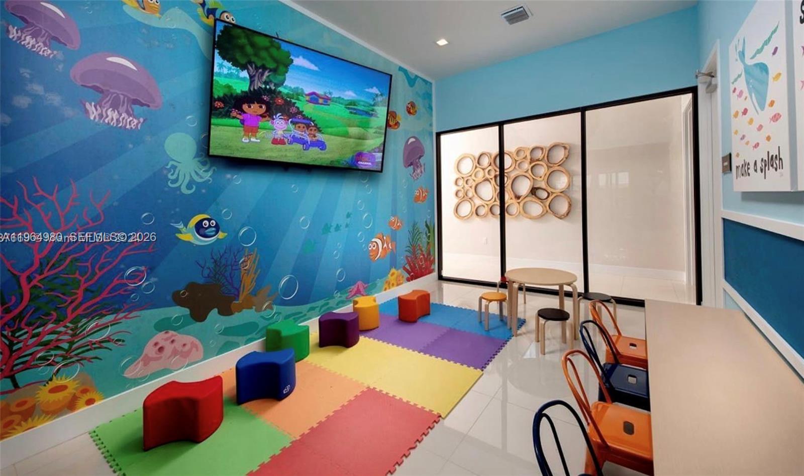 AQUABELLA NORTH REPLAT - Residential Lease