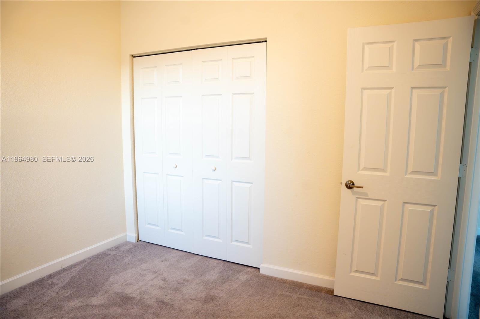 AQUABELLA NORTH REPLAT - Residential Lease