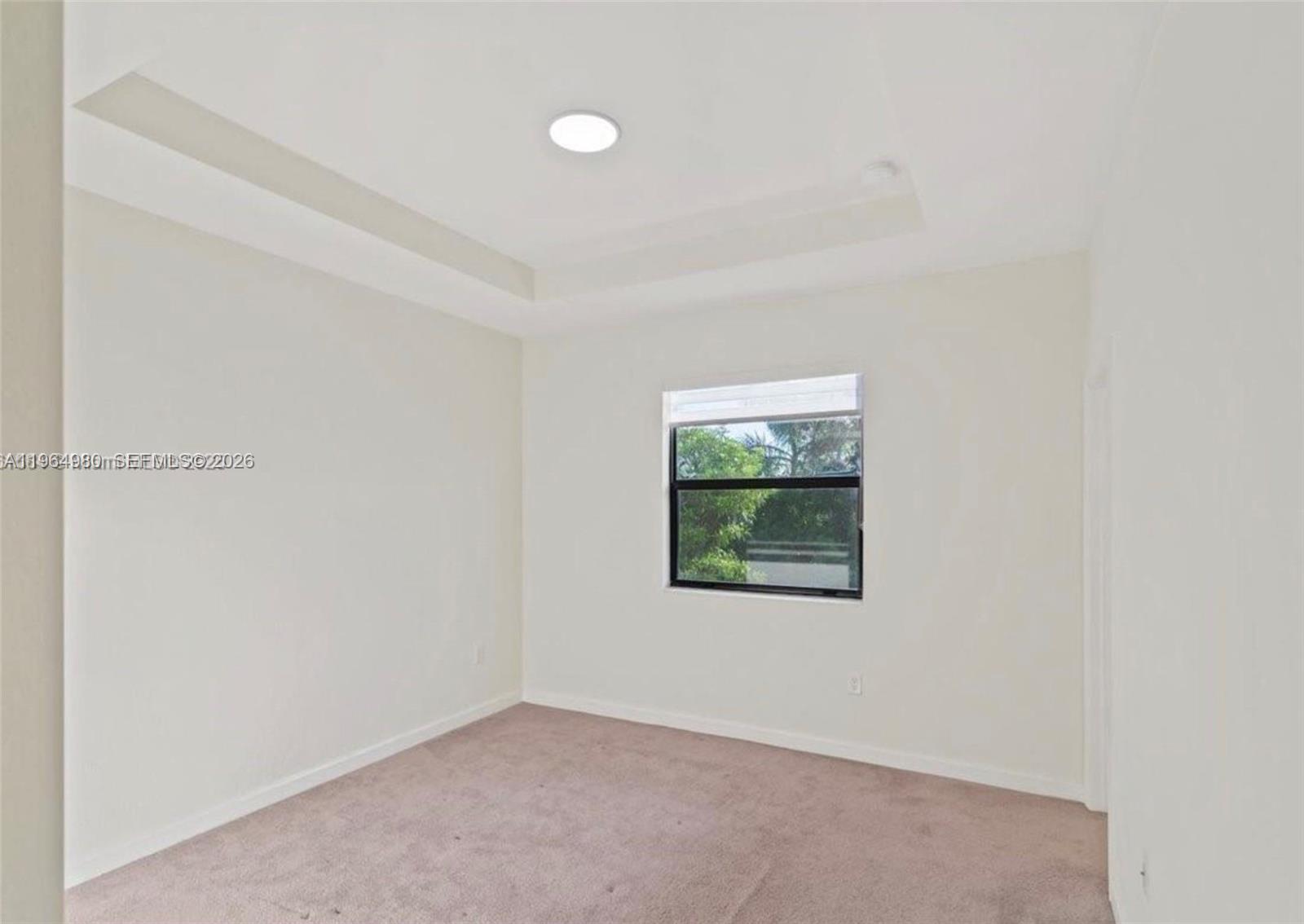 AQUABELLA NORTH REPLAT - Residential Lease