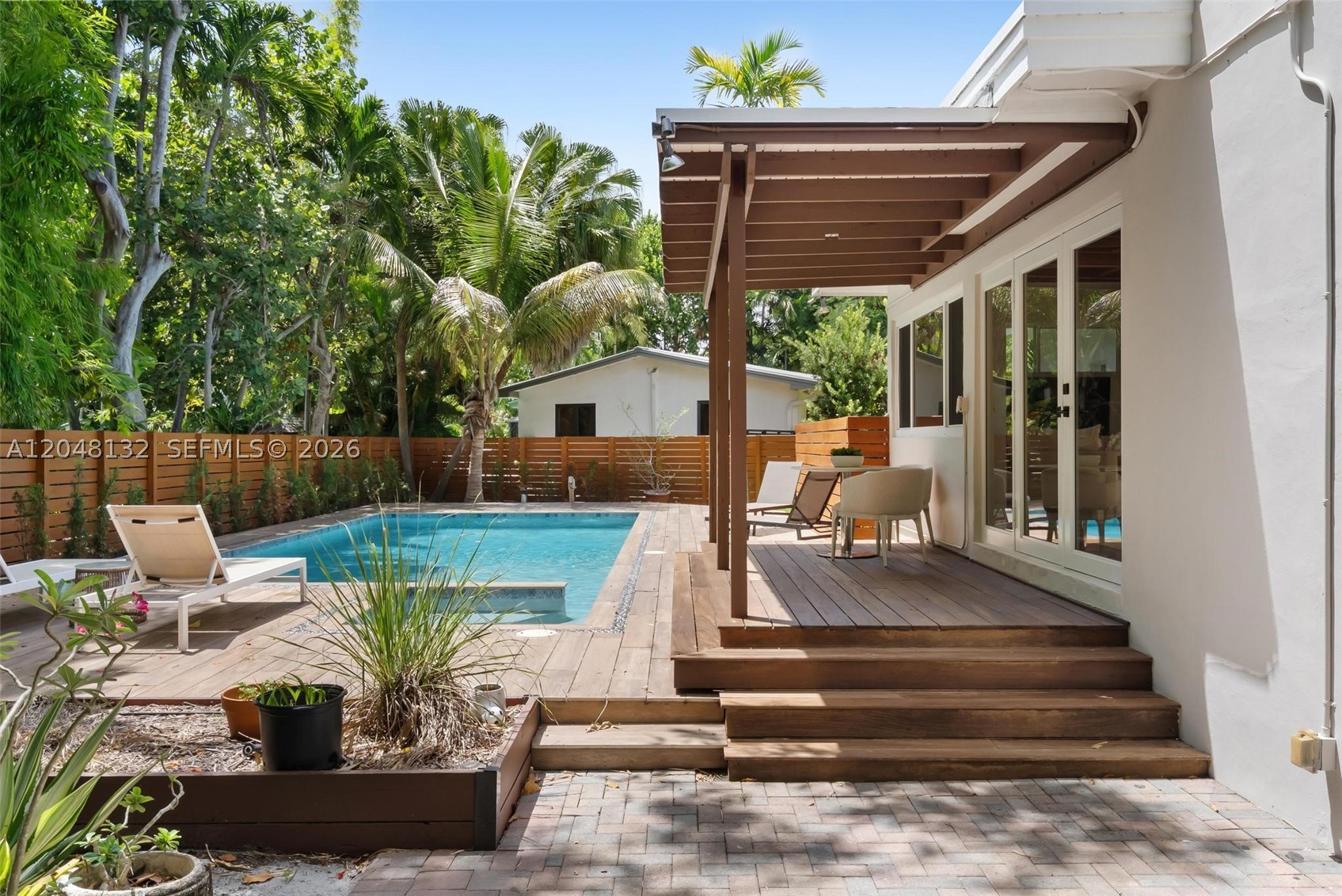 ¤GRIFFING BISCAYNE PARK ES - Residential