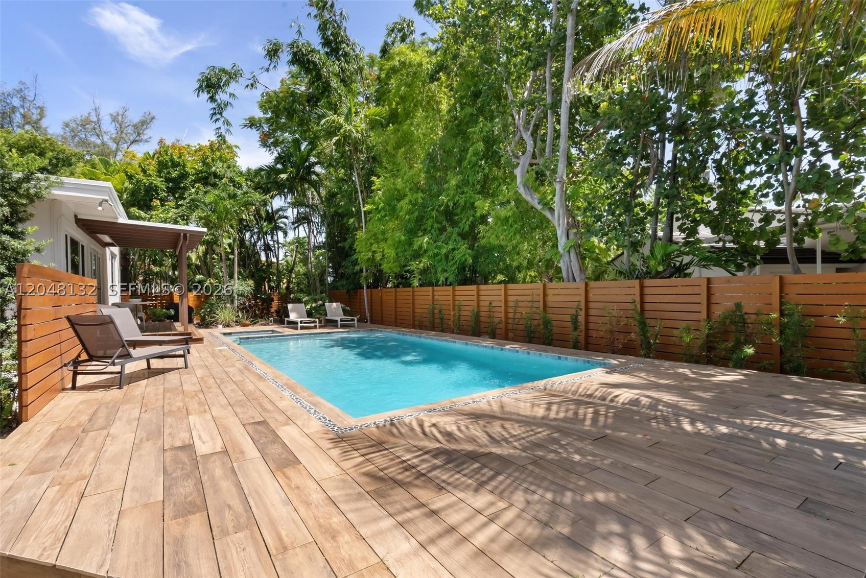 ¤GRIFFING BISCAYNE PARK ES - Residential