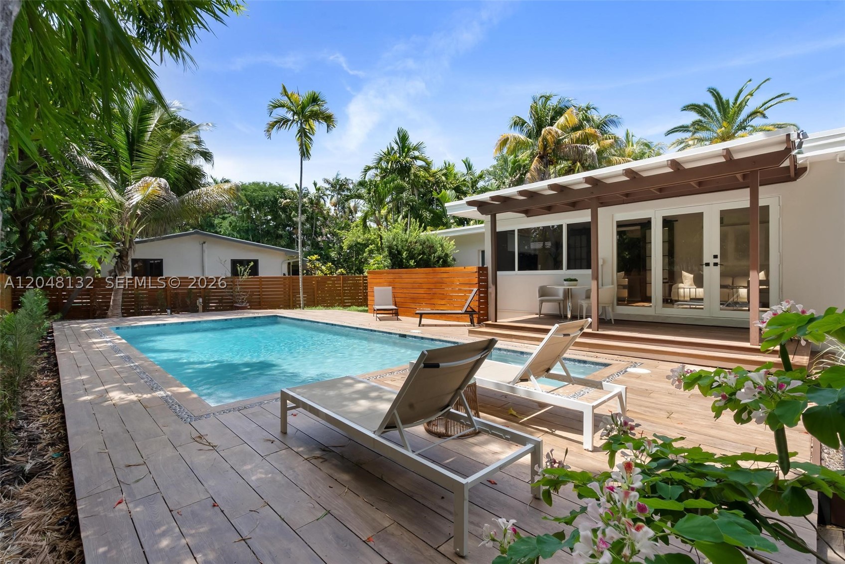 ¤GRIFFING BISCAYNE PARK ES - Residential