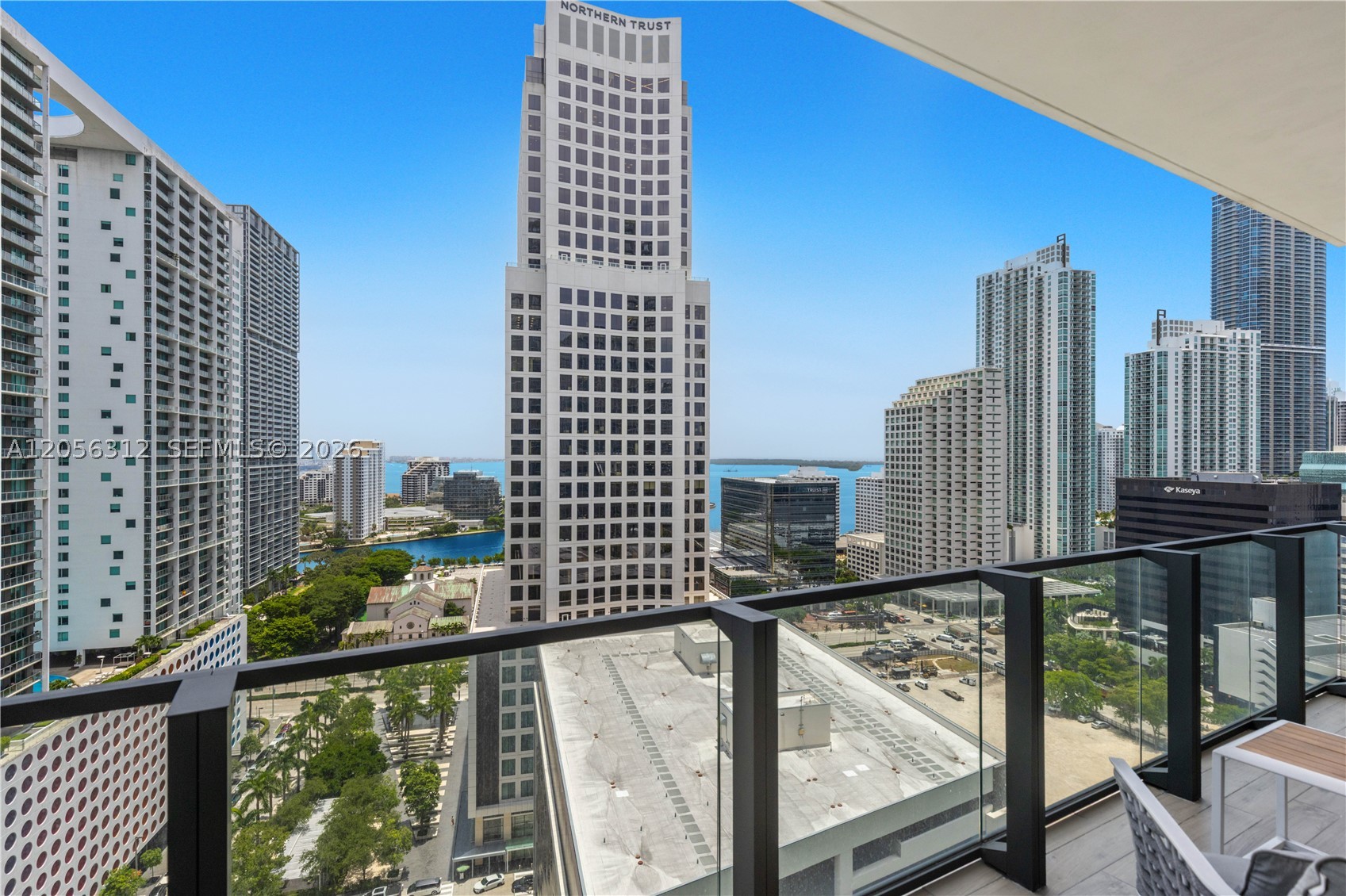 REACH CONDO - Residential