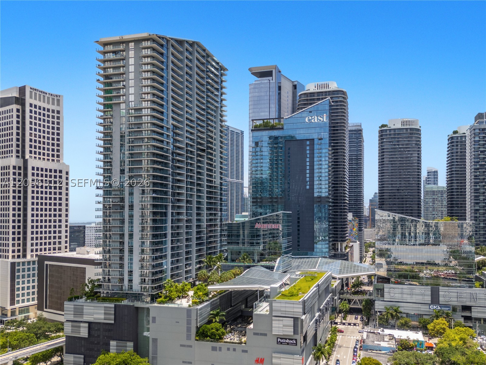 REACH CONDO - Residential