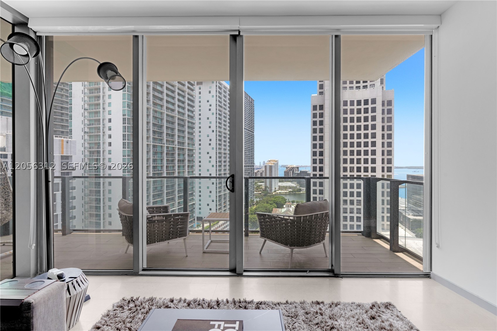 REACH CONDO - Residential