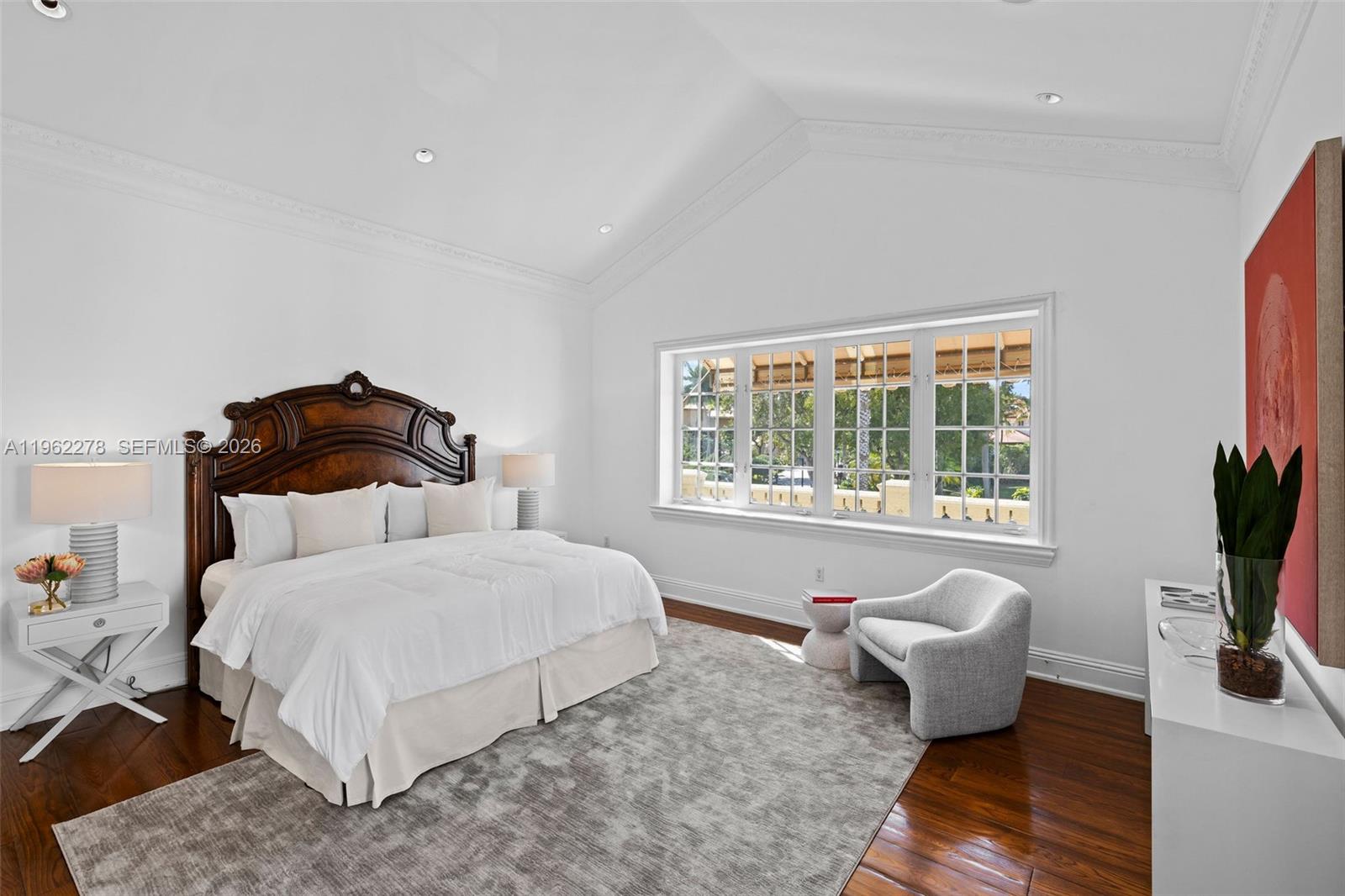 DEERING BAY VILLAS - Residential