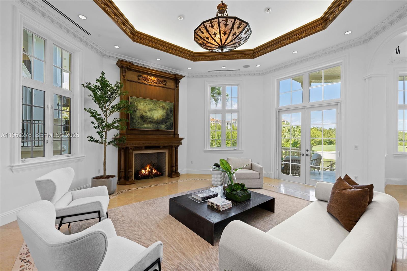 DEERING BAY VILLAS - Residential