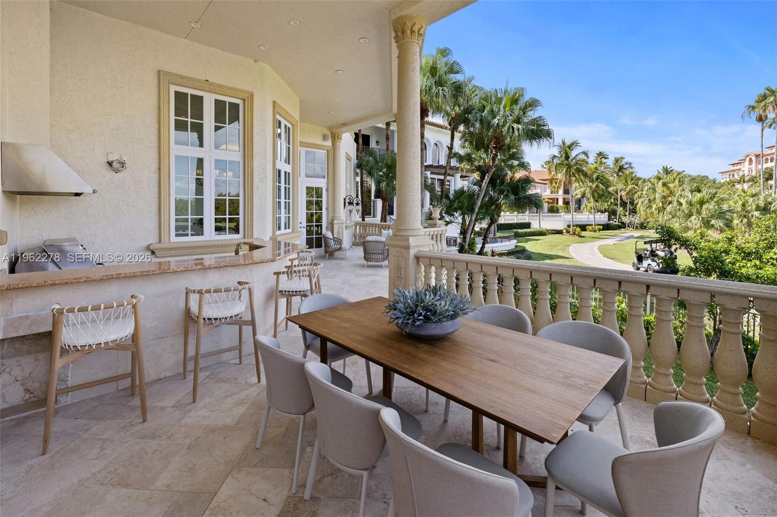 DEERING BAY VILLAS - Residential