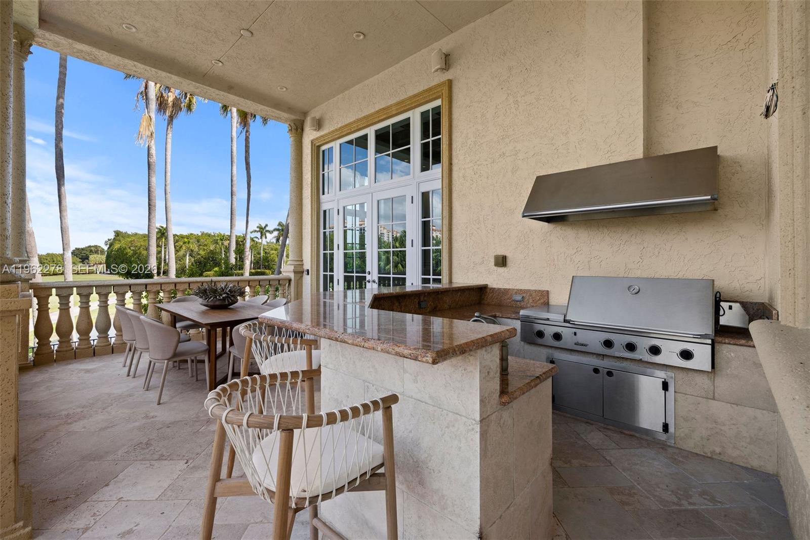 DEERING BAY VILLAS - Residential