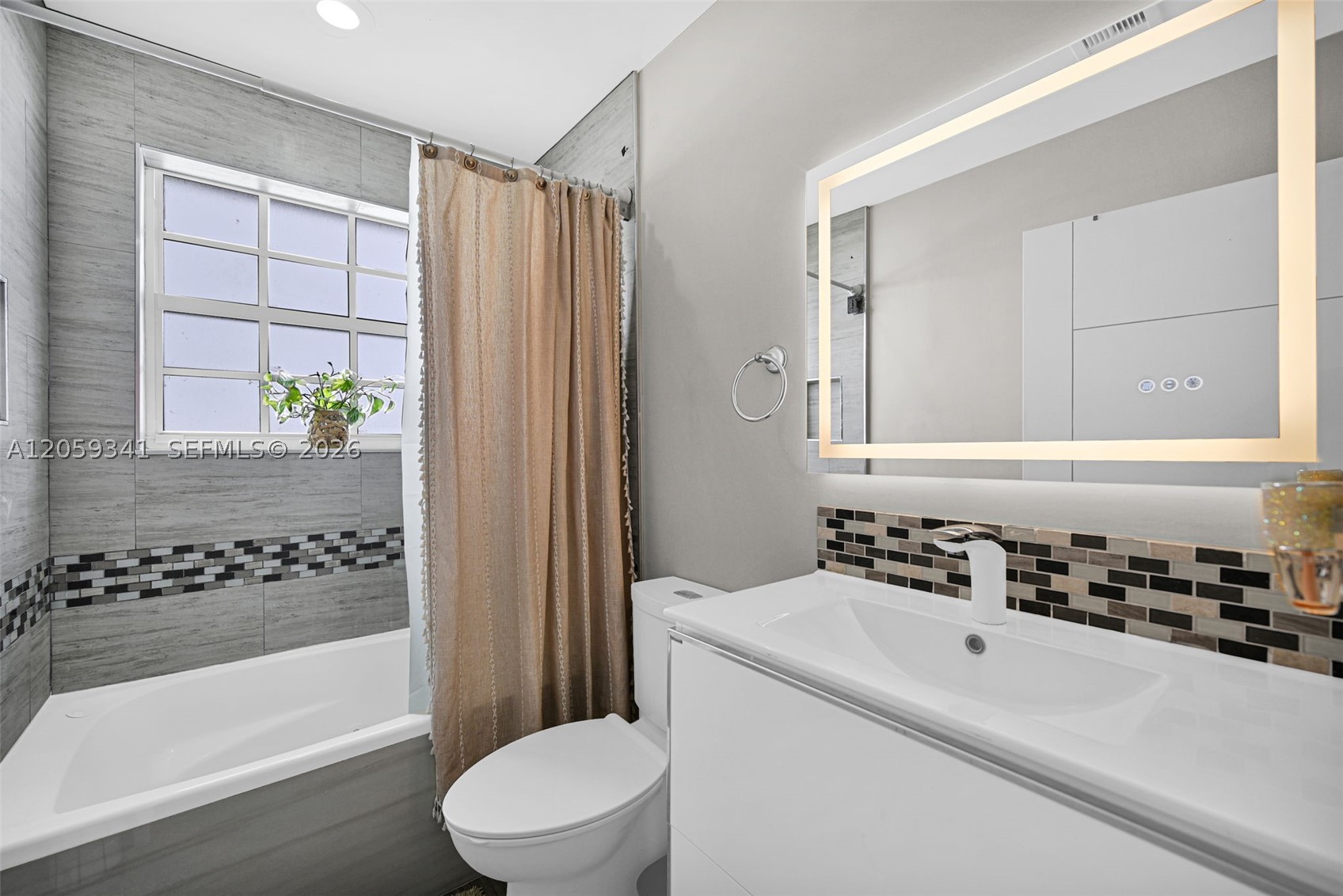 TOWNGATE - Residential