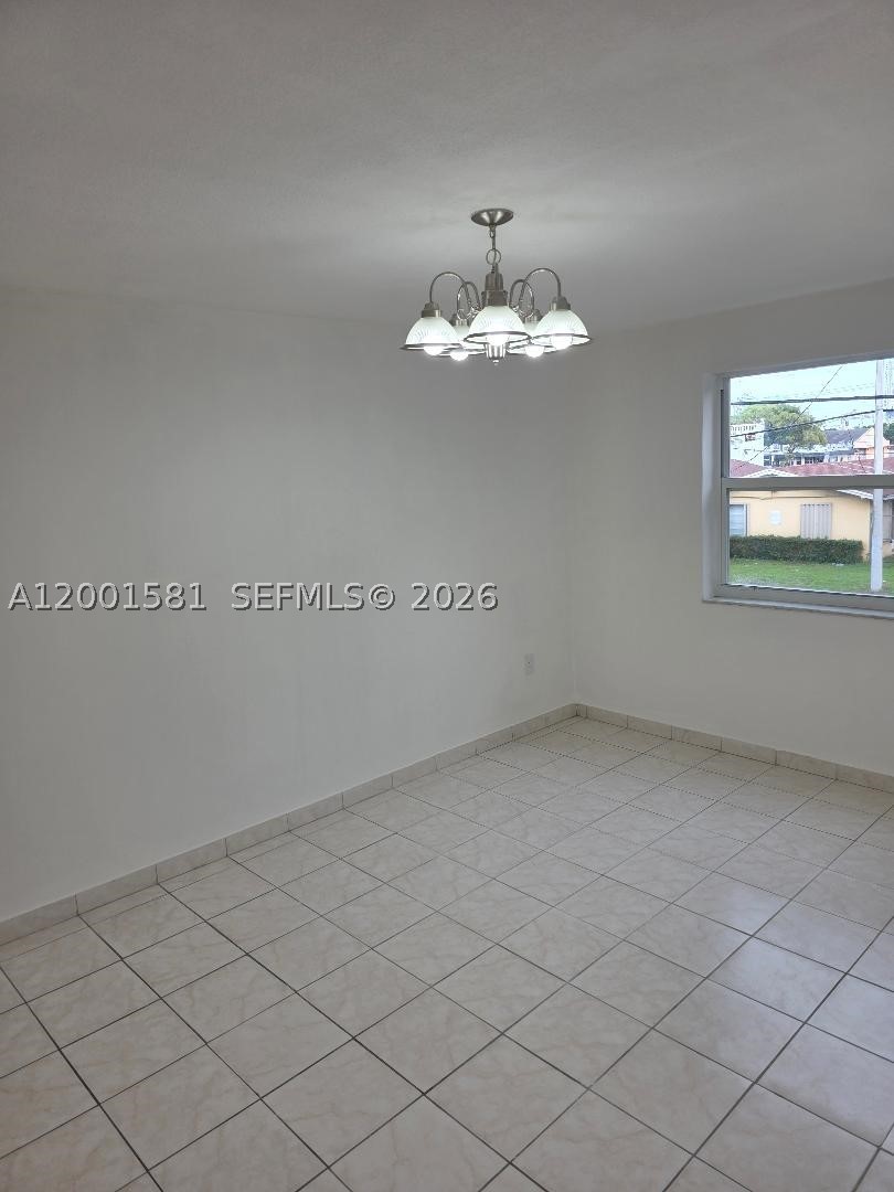 VISTA ALEGRE CONDO - Residential