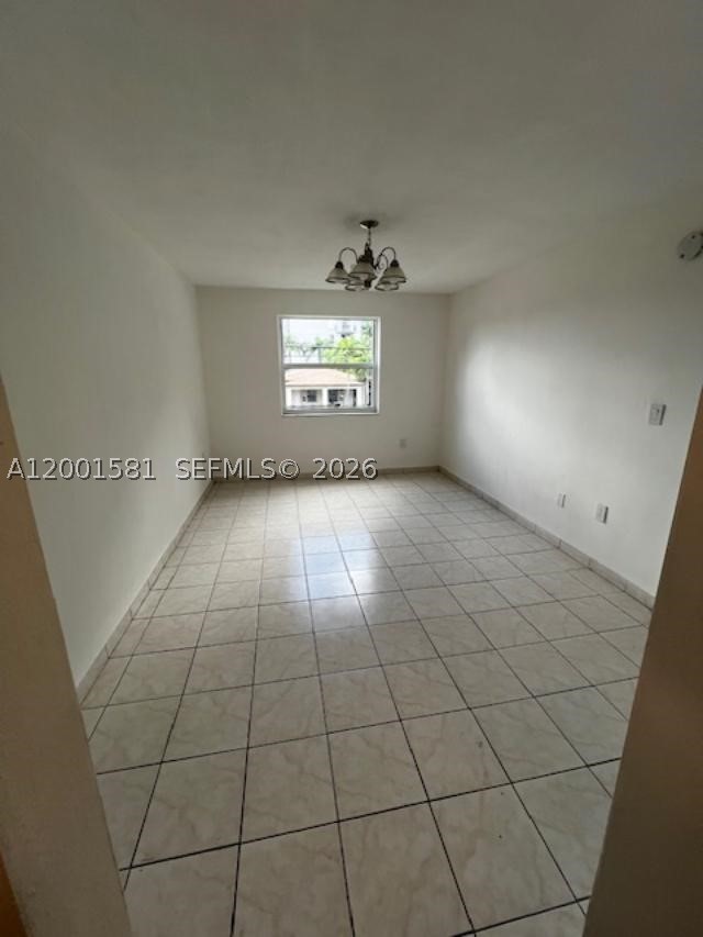 VISTA ALEGRE CONDO - Residential