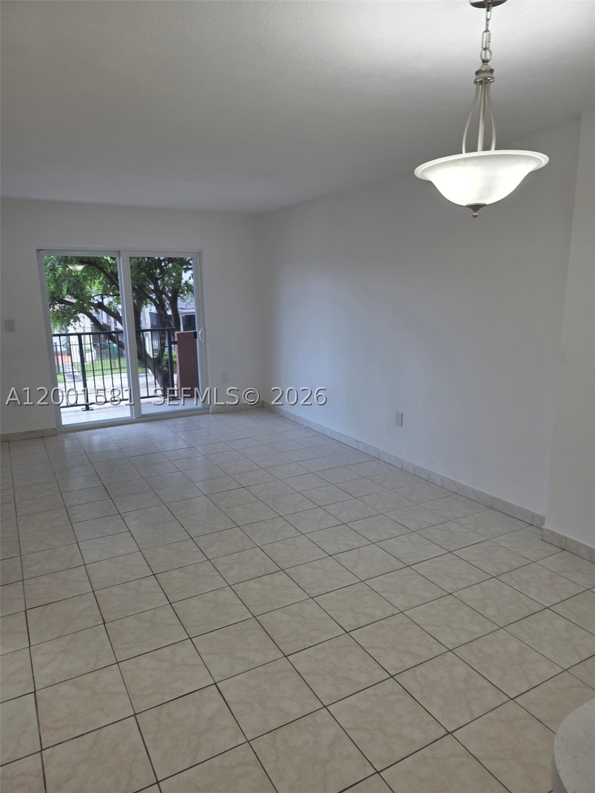 VISTA ALEGRE CONDO - Residential