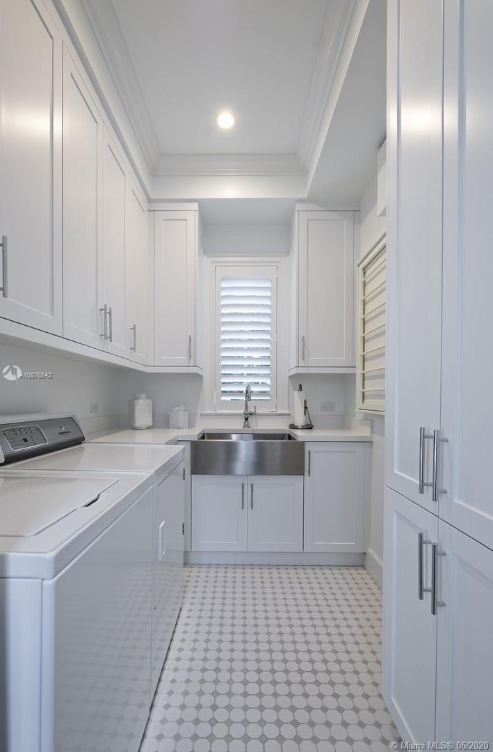 JUPITER ISLAND - Residential