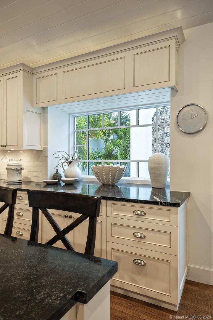 JUPITER ISLAND - Residential