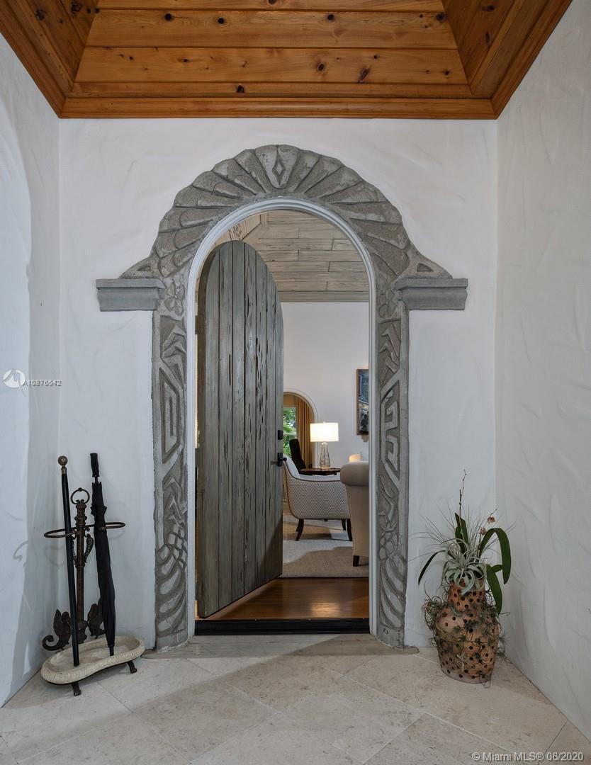 JUPITER ISLAND - Residential