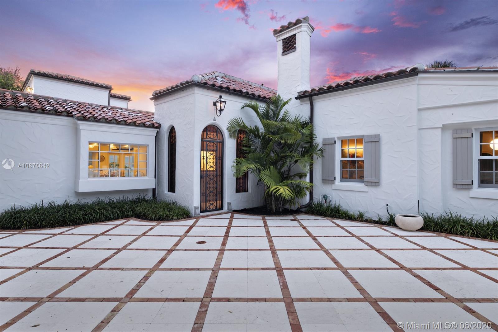 JUPITER ISLAND - Residential
