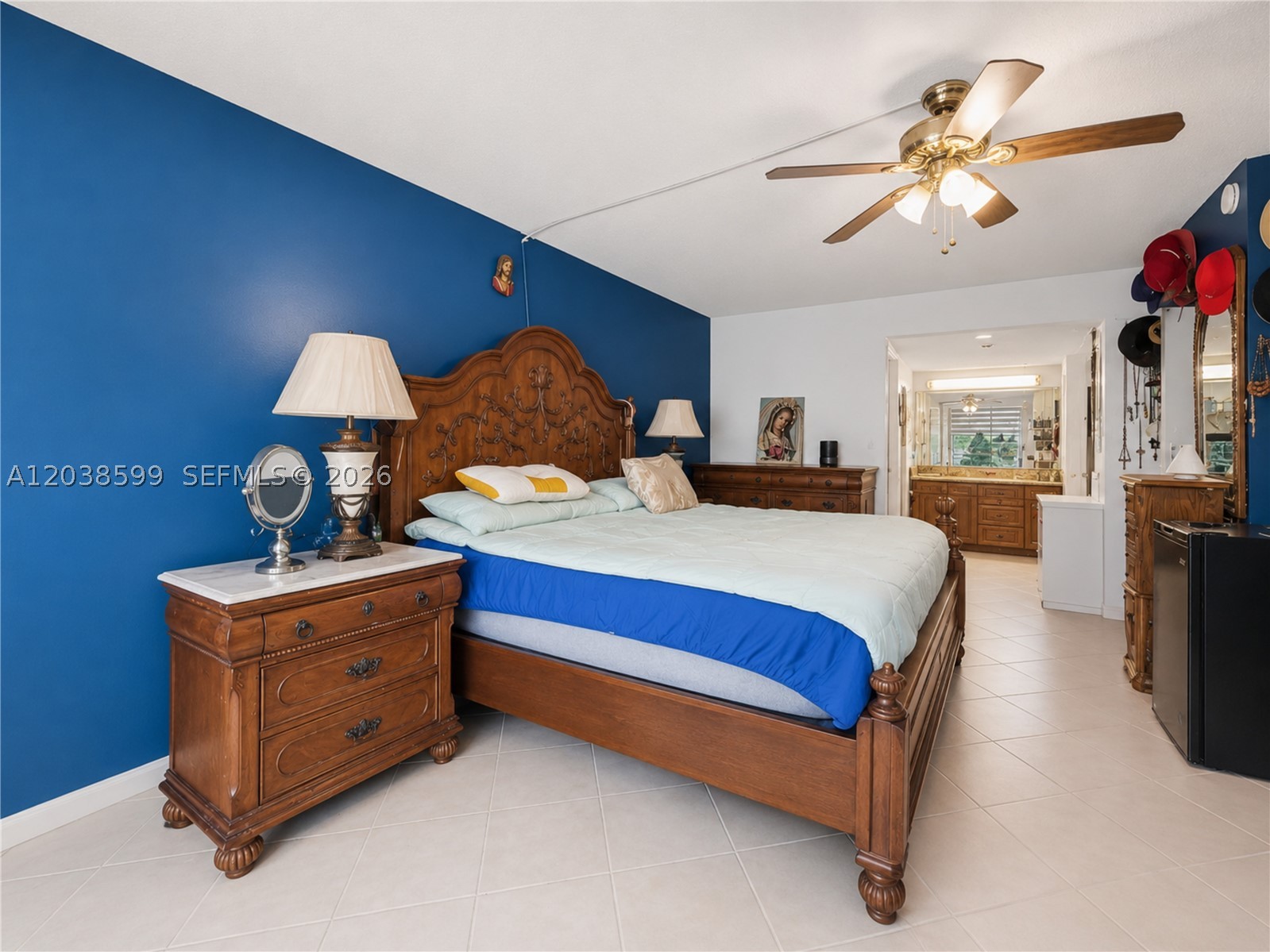 WINSTON TOWERS 600 CONDO - Residential
