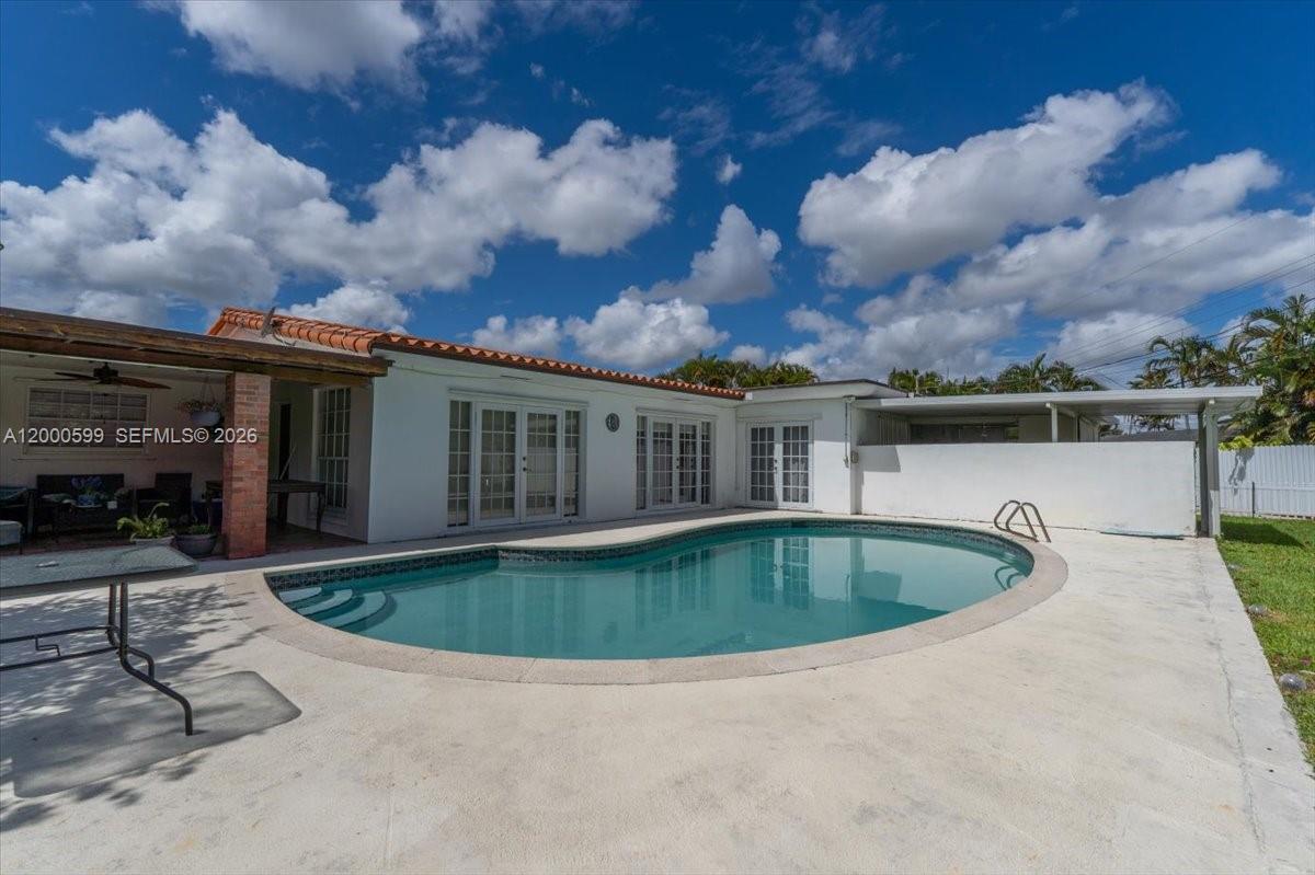 PALM SPRINGS LAKES 2ND AD - Residential